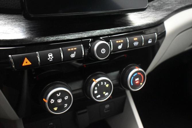 Lada (ВАЗ) Aura с пробегом 2025 года, цена 1 735 000 рублей, 12236 км, седан, Автокод Объявления