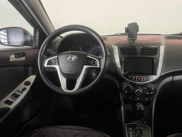 Hyundai Solaris I с пробегом 2011 года, цена 800 000 рублей, 204982 км, седан, Автокод Объявления