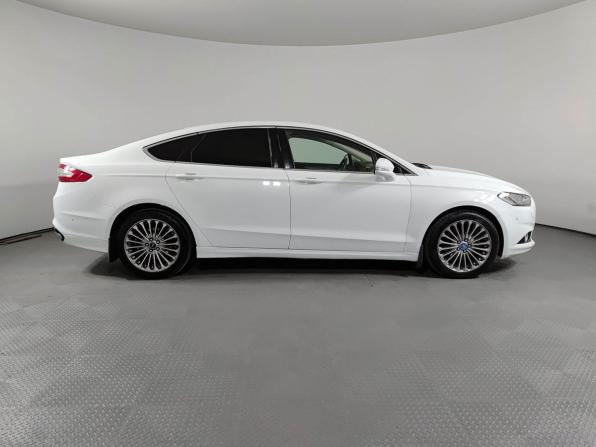 Ford Mondeo V с пробегом 2016 года, цена 1 350 000 рублей, 235000 км, седан, Автокод Объявления