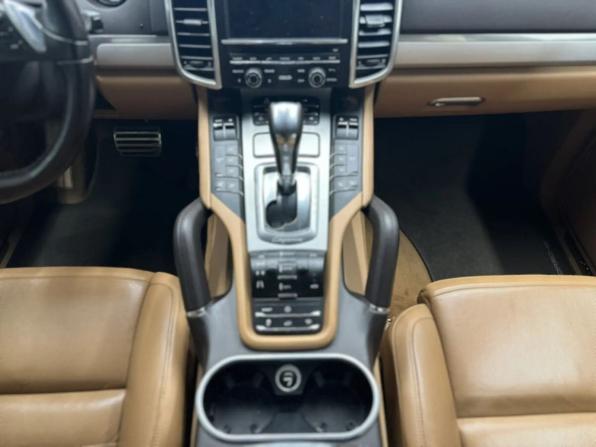Porsche Cayenne II (958) с пробегом 2011 года, цена 2 450 000 рублей, 87463 км, внедорожник, Автокод Объявления