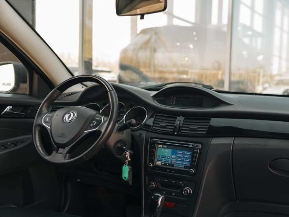 Dongfeng S30 с пробегом 2015 года, цена 600 000 рублей, 76965 км, седан, Автокод Объявления