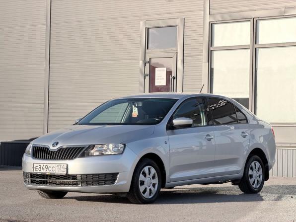 Skoda Rapid I с пробегом 2017 года, цена 1 350 000 рублей, 43500 км, лифтбек, Автокод Объявления