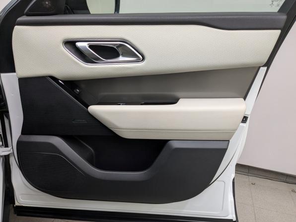 Land Rover Range Rover Velar I с пробегом 2017 года, цена 3 350 000 рублей, 123026 км, внедорожник, Автокод Объявления