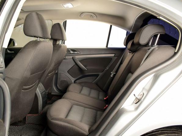 Skoda Octavia II (A5) Рестайлинг с пробегом 2012 года, цена 995 995 рублей, 186578 км, лифтбек, Автокод Объявления