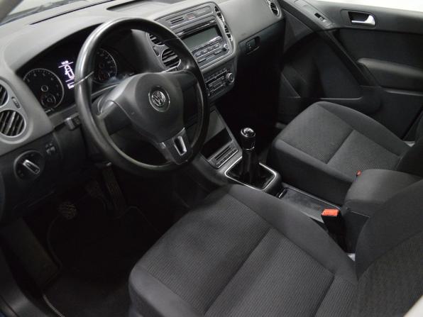 Volkswagen Tiguan I Рестайлинг с пробегом 2015 года, цена 970 000 рублей, 216939 км, внедорожник, Автокод Объявления
