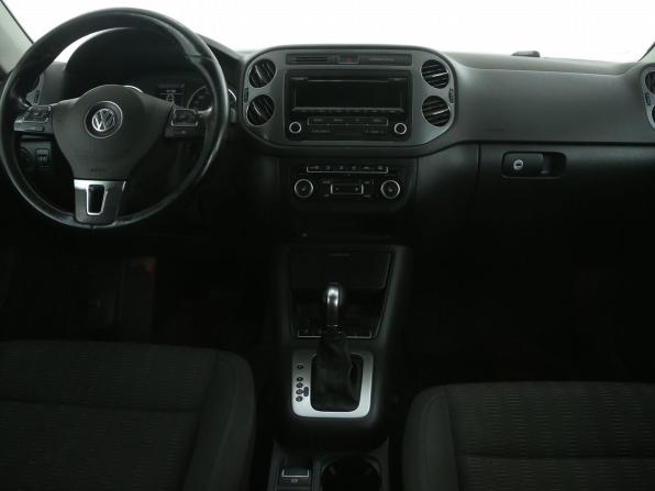 Volkswagen Tiguan I Рестайлинг с пробегом 2014 года, цена 952 000 рублей, 255000 км, внедорожник, Автокод Объявления