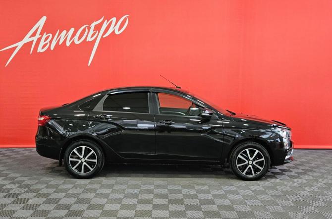 Lada (ВАЗ) Vesta I с пробегом 2019 года, цена 805 000 рублей, 184118 км, седан, Автокод Объявления