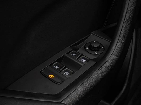 Skoda Superb III Рестайлинг с пробегом 2025 года, цена 3 220 000 рублей, 20 км, лифтбек, Автокод Объявления