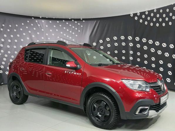 Renault Sandero II Рестайлинг с пробегом 2018 года, цена 985 000 рублей, 126666 км, хэтчбек, Автокод Объявления