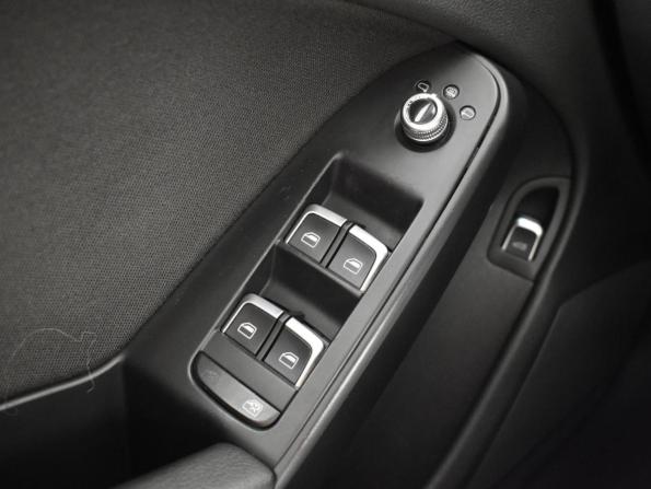 Audi A4 IV (B8) Рестайлинг с пробегом 2013 года, цена 1 365 900 рублей, 243248 км, седан, Автокод Объявления