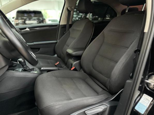 Volkswagen Jetta VI с пробегом 2014 года, цена 1 390 000 рублей, 94440 км, седан, Автокод Объявления