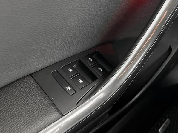 Opel Astra J Рестайлинг с пробегом 2013 года, цена 899 900 рублей, 181796 км, седан, Автокод Объявления