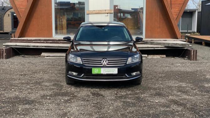 Volkswagen Passat B7 с пробегом 2013 года, цена 1 009 000 рублей, 115121 км, седан, Автокод Объявления