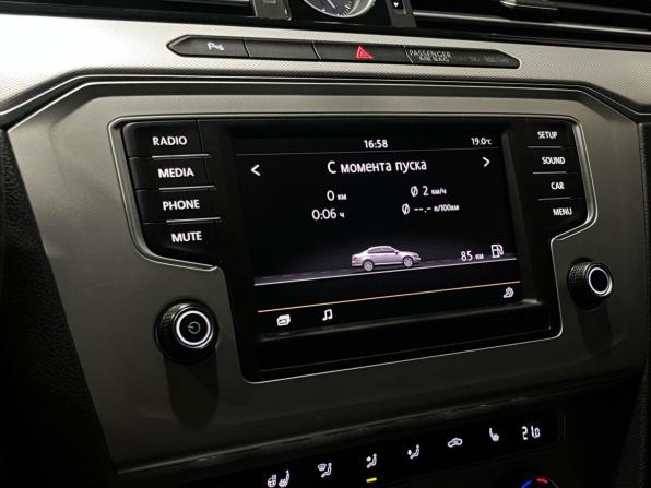 Volkswagen Passat B8 с пробегом 2016 года, цена 1 599 000 рублей, 208515 км, седан, Автокод Объявления