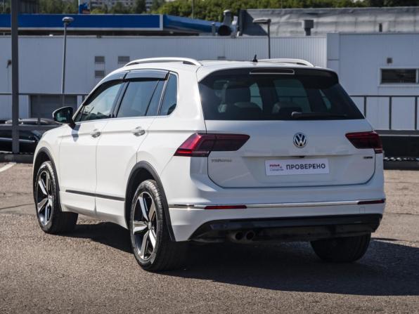 Volkswagen Tiguan II с пробегом 2018 года, цена 2 998 000 рублей, 100600 км, внедорожник, Автокод Объявления