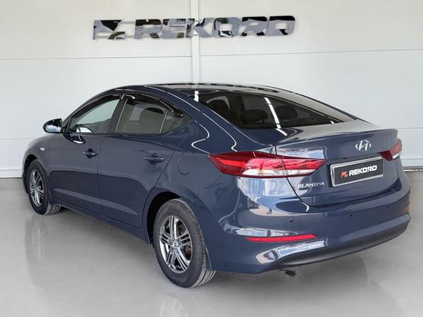 Hyundai Elantra VI (AD) с пробегом 2016 года, цена 1 249 000 рублей, 188000 км, седан, Автокод Объявления
