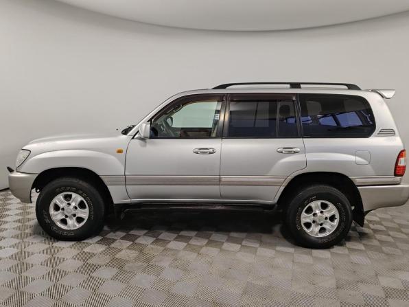 Toyota Land Cruiser 100 Series Рестайлинг 2 с пробегом 2007 года, цена 2 529 000 рублей, 240420 км, внедорожник, Автокод Объявления