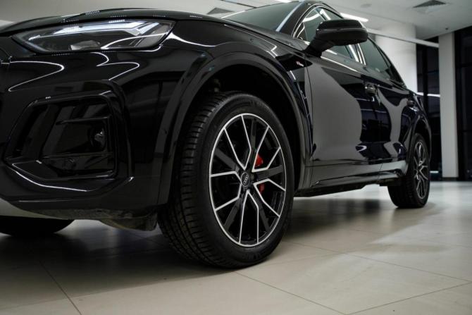 Новый Audi Q5 II (FY) Рестайлинг 2025 года, цена 6 370 700 рублей, внедорожник, Автокод Объявления