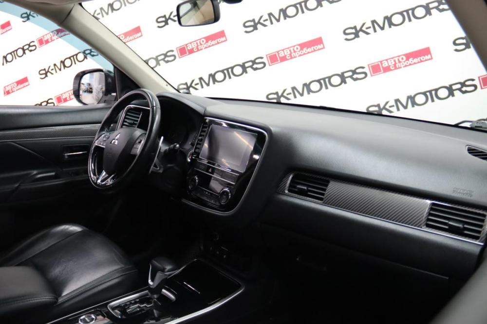 Mitsubishi Outlander III Рестайлинг 3 Сургут  - изображение 9