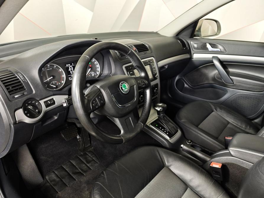 Skoda Octavia II (A5) Рестайлинг Москва  - изображение 19