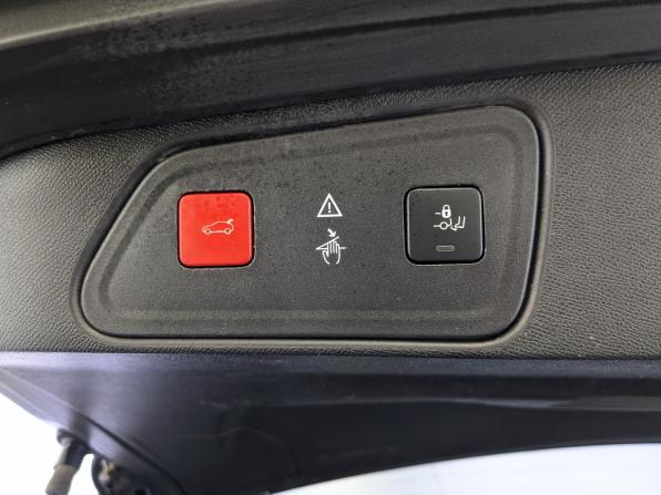 Peugeot 3008 II с пробегом 2019 года, цена 2 290 000 рублей, 76455 км, внедорожник, Автокод Объявления