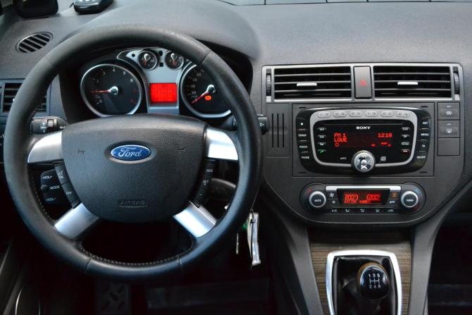Ford C-MAX I Рестайлинг с пробегом 2008 года, цена 520 000 рублей, 334060 км, минивэн, Автокод Объявления
