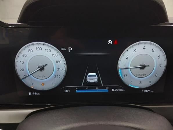 Hyundai Lafesta I Рестайлинг с пробегом 2022 года, цена 2 610 000 рублей, 32824 км, седан, Автокод Объявления
