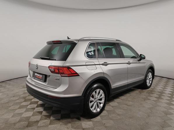 Volkswagen Tiguan II с пробегом 2017 года, цена 2 229 000 рублей, 123455 км, внедорожник, Автокод Объявления