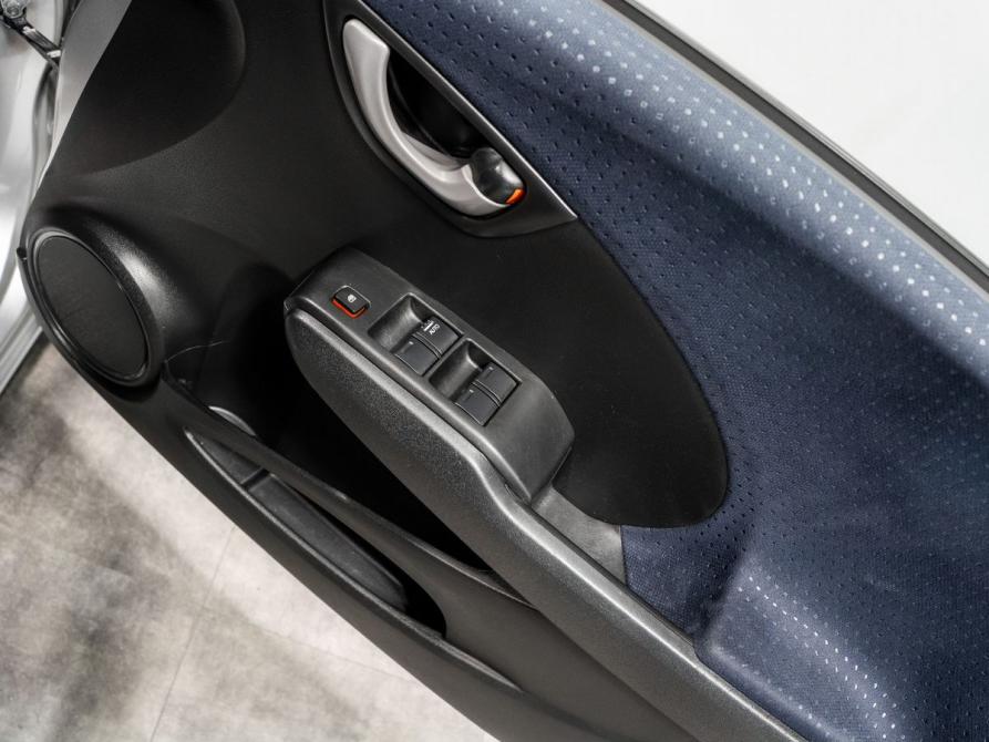 Honda Fit II Чита  - изображение 15