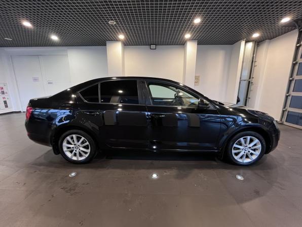 Skoda Octavia III (A7) с пробегом 2013 года, цена 880 000 рублей, 350915 км, лифтбек, Автокод Объявления