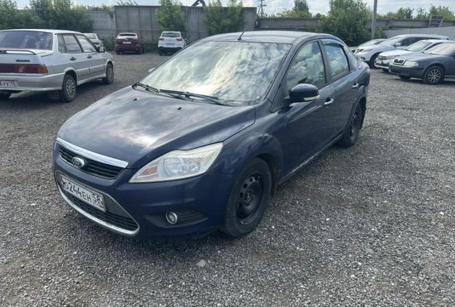 Ford Focus II Рестайлинг с пробегом 2010 года, цена 260 000 рублей, 289174 км, седан, Автокод Объявления