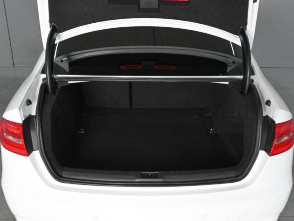 Audi A4 IV (B8) Рестайлинг с пробегом 2014 года, цена 1 849 000 рублей, 143334 км, седан, Автокод Объявления