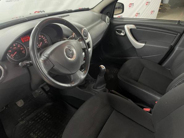 Renault Sandero I с пробегом 2013 года, цена 699 000 рублей, 127000 км, хэтчбек, Автокод Объявления