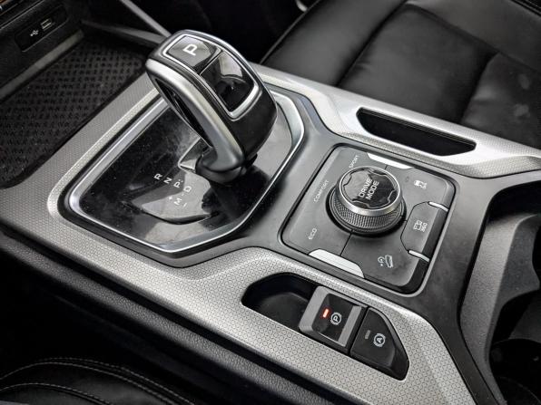 Geely Okavango I с пробегом 2023 года, цена 2 375 000 рублей, 80504 км, внедорожник, Автокод Объявления
