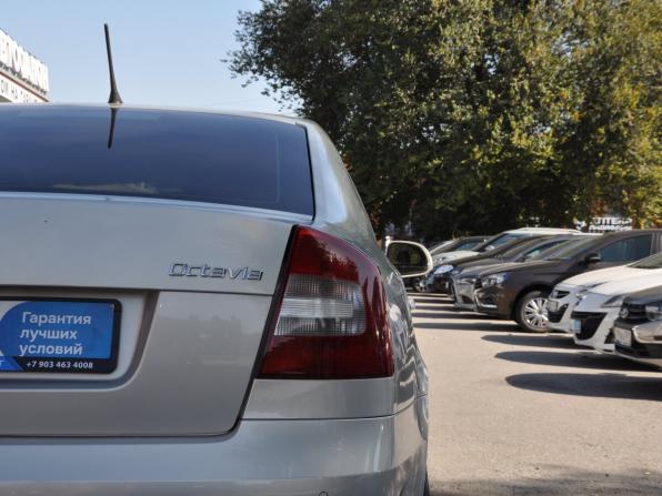 Skoda Octavia II (A5) Рестайлинг с пробегом 2011 года, цена 940 000 рублей, 168000 км, лифтбек, Автокод Объявления