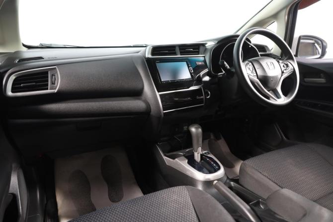 Honda Fit III Рестайлинг с пробегом 2019 года, цена 1 259 000 рублей, 139000 км, хэтчбек, Автокод Объявления