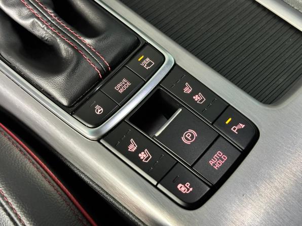 Kia Optima IV Рестайлинг с пробегом 2020 года, цена 2 050 000 рублей, 136925 км, седан, Автокод Объявления