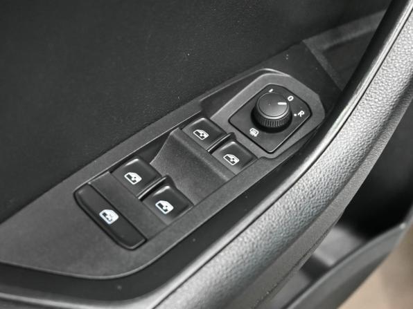 Skoda Karoq I с пробегом 2020 года, цена 2 750 000 рублей, 128844 км, внедорожник, Автокод Объявления