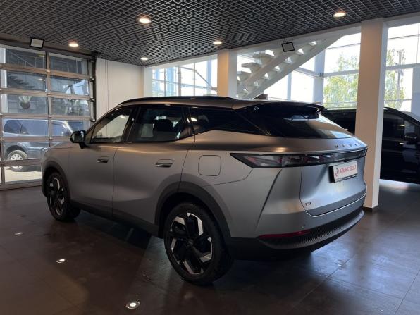 Omoda C7 с пробегом 2025 года, цена 2 880 000 рублей, 3801 км, внедорожник, Автокод Объявления