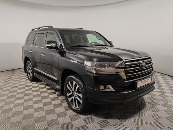 Toyota Land Cruiser 200 Series Рестайлинг 2 с пробегом 2017 года, цена 5 849 000 рублей, 300215 км, внедорожник, Автокод Объявления