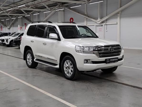 Toyota Land Cruiser 200 Series Рестайлинг 2 с пробегом 2016 года, цена 5 950 000 рублей, 96369 км, внедорожник, Автокод Объявления