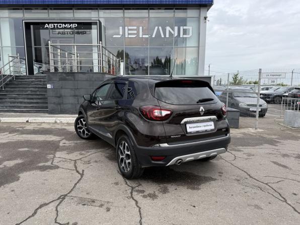 Renault Kaptur I с пробегом 2018 года, цена 1 750 000 рублей, 119087 км, внедорожник, Автокод Объявления
