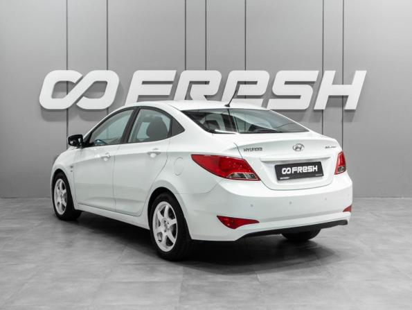 Hyundai Solaris I Рестайлинг с пробегом 2014 года, цена 789 000 рублей, 193374 км, седан, Автокод Объявления