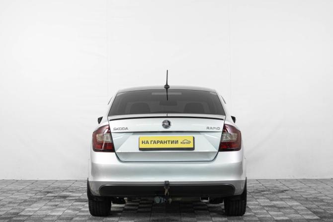 Skoda Rapid I Рестайлинг с пробегом 2017 года, цена 1 199 000 рублей, 152000 км, лифтбек, Автокод Объявления