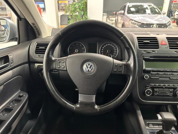 Volkswagen Jetta V с пробегом 2009 года, цена 570 000 рублей, 125963 км, седан, Автокод Объявления