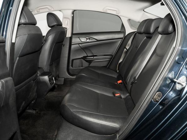 Honda Insight III с пробегом 2019 года, цена 2 000 000 рублей, 87728 км, седан, Автокод Объявления