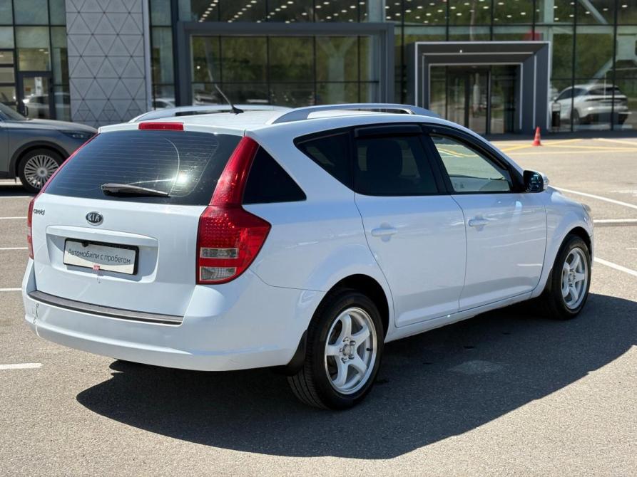 Kia Ceed I Рестайлинг Томск  - изображение 8