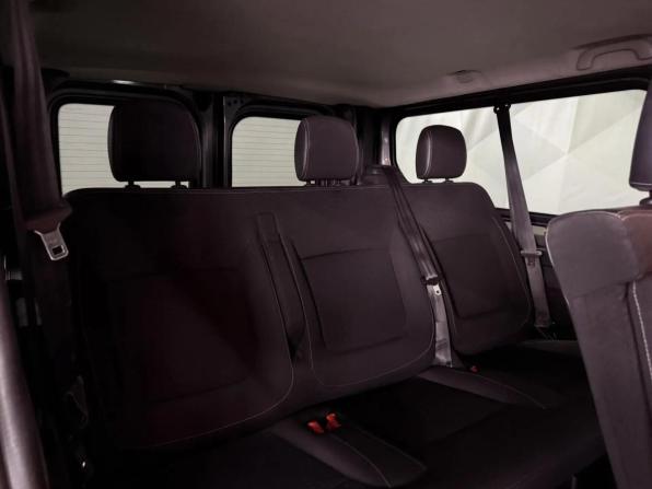 Opel Vivaro B с пробегом 2017 года, цена 1 850 000 рублей, 192002 км, минивэн, Автокод Объявления