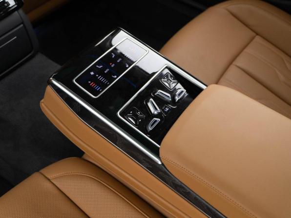 Audi A8 IV (D5) Рестайлинг с пробегом 2025 года, цена 10 198 977 рублей, 1781 км, седан, Автокод Объявления