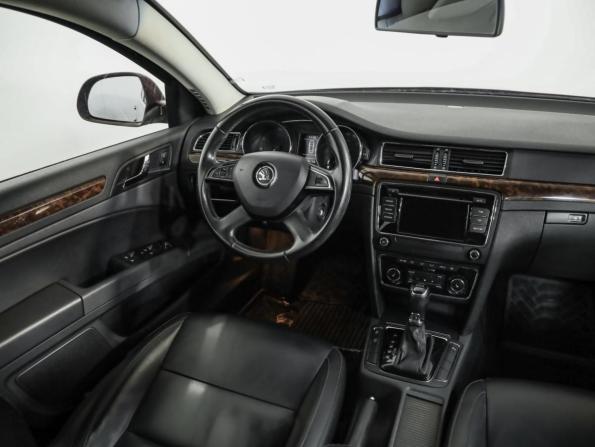 Skoda Superb II Рестайлинг с пробегом 2014 года, цена 1 269 000 рублей, 168634 км, лифтбек, Автокод Объявления